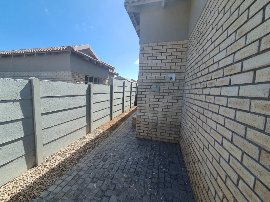 To Let 3 Bedroom Property for Rent in Pacaltsdorp Western Cape